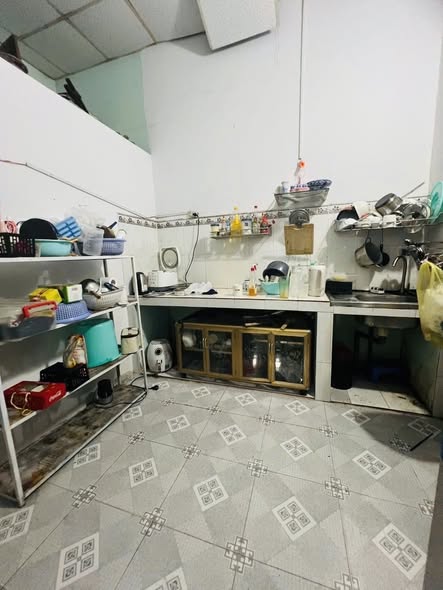 Nhà bán đường HT37, Hiệp Thành, Quận 12 - 100m² giá 5.5 tỷ - Hẻm rộng, an ninh tốt!