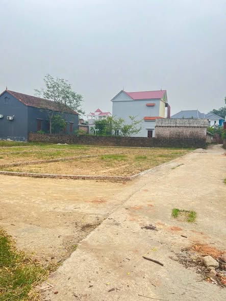 Đất nền thổ cư 68m² lô góc tại thôn Thanh Trí, Sóc Sơn - Giá chỉ 1 tỷ!