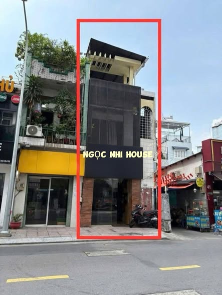 Nhà mặt tiền Huỳnh Văn Bánh, Phú Nhuận 30m² giá 22 triệu - Thích hợp ở và kinh doanh!