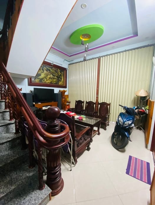 Nhà phố Hai Bà Trưng, Quy Nhơn 75m² giá 5 tỷ - Chính chủ bán gấp!