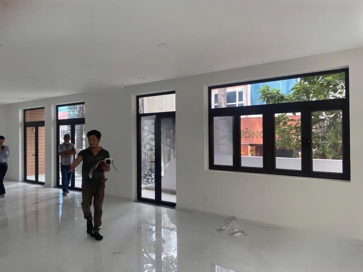 Nhà mặt tiền cho thuê đường Bùi Thị Xuân quận 1 - Kinh doanh đa ngành nghề