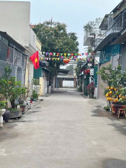 Nhà đẹp 2 mặt tiền đường Nguyễn Trường Tộ, phường Đông Vĩnh, 132.8m² - Giao thông thuận tiện!