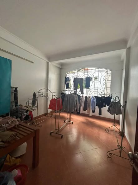 Căn hộ dịch vụ Trần Duy Hưng, quận Cầu Giấy, 32 triệu - Nhà đẹp, cho thuê ngay!