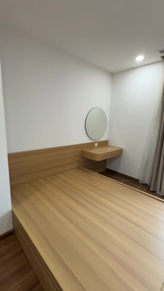 Căn hộ Golden Park Tower Yên Hòa 98.4m² giá 12.12 tỷ - Nhà trống xem ngay!