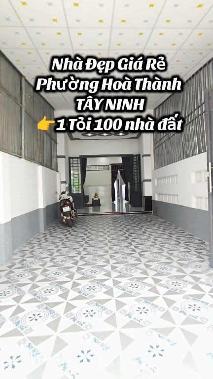 Nhà đẹp Phường Hòa Thành Tây Ninh 50m² giá chỉ 1.1 tỷ - Sân ô tô rộng rãi!