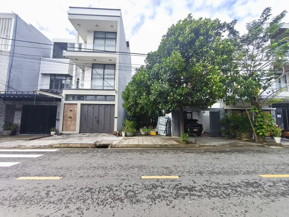 Đất nền đẹp đường Vũ Xuân Thiều, Đà Nẵng 100m² giá 6.4 tỷ - Vị trí đắc địa sát sông