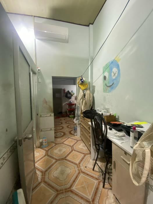 Nhà cấp 4 hẻm 2 xe máy Trần Quang Khải, Bình Hưng 41m² giá 850 triệu - Thương lượng ngay!