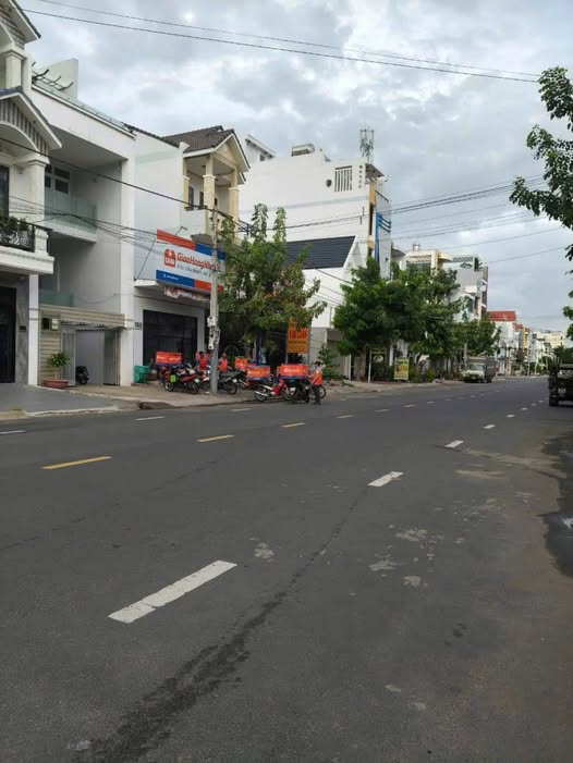 Đất liền kề mặt tiền đường Trương Hán Siêu, Phú Thủy 300m² - Thích hợp kinh doanh!