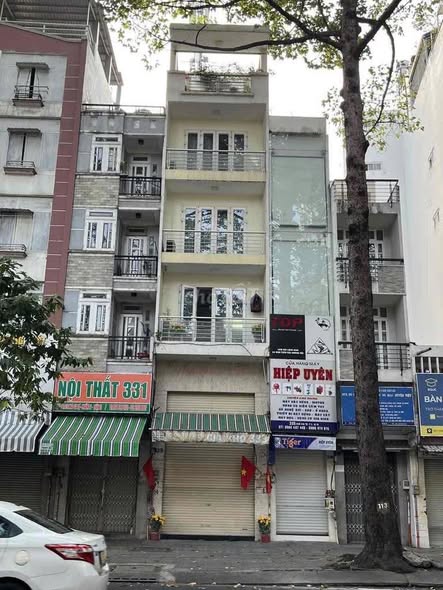 Nhà mặt tiền Ngô Gia Tự, Quận 10 - 52m² giá chỉ 4 tỷ - Cơ hội đầu tư tuyệt vời!