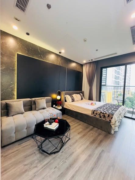 Studio R1.03 Gia Lâm 27m² giá 2.7 tỷ - Full đồ nội thất sẵn sàng ở ngay!