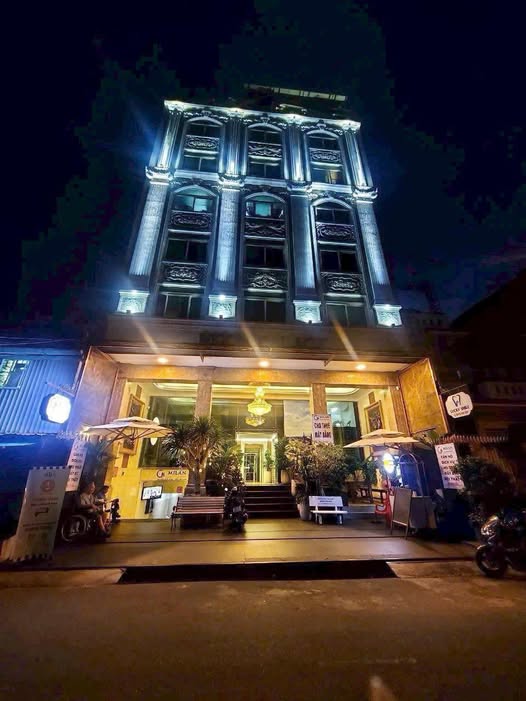 FrontHouse MOON BALANCE Quận 7 222m² giá 70 tỷ - Cơ hội đầu tư sinh lời!