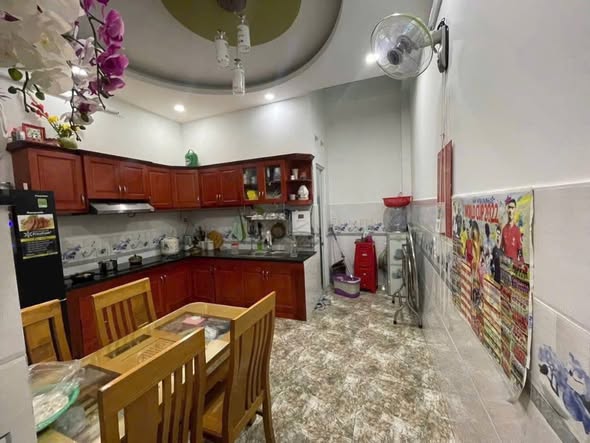 Nhà cho thuê đường số 2, Bình Hưng Hòa B, Bình Tân 68m² giá 10 triệu - Phù hợp cho gia đình đông người!