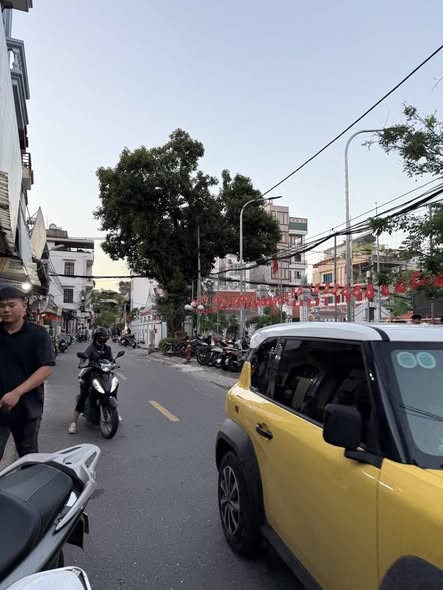 Mảnh đất mặt phố Ô Cách Long Biên 60m² - Đầu tư sinh lời, vị trí đẹp!