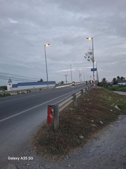 Bán đất 2 nền khu 2, thị trấn Chợ Gạo 700m² - Đường thông xe 7 chỗ tiện lợi!