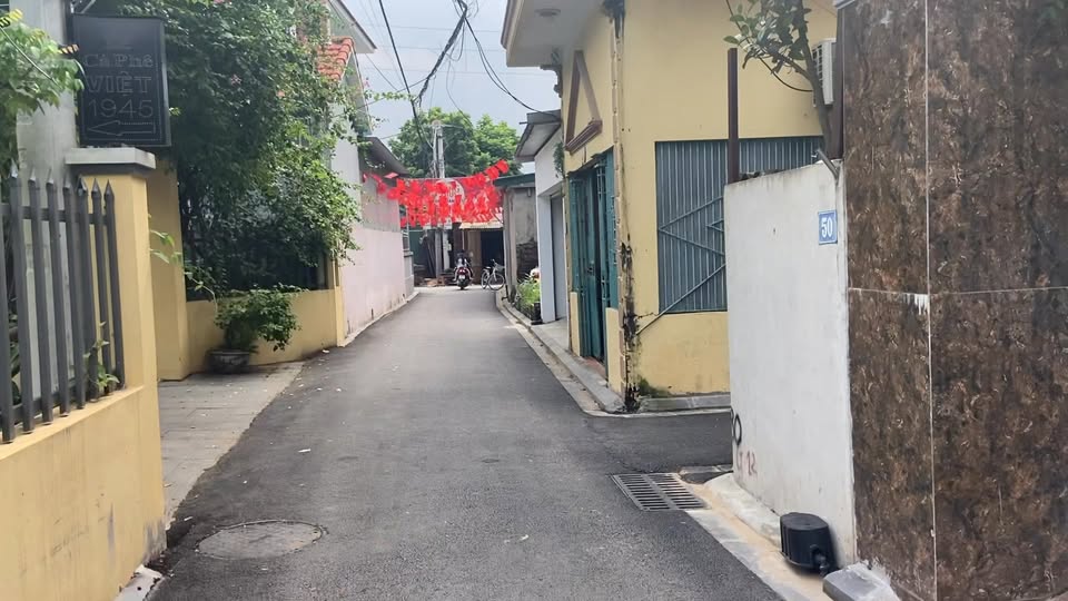 Đất Xuân Canh Đông Anh 83,7m² giá 9,69 tỷ - Sổ đỏ chính chủ, vị trí đắc địa!