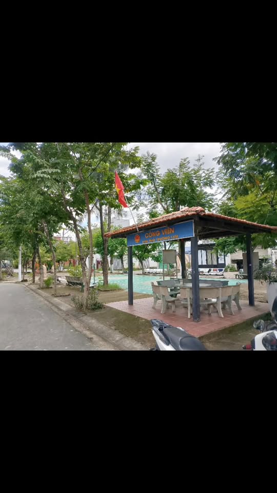 Nhà phố Trường Lưu Quận 9 155,6m² giá 5.5 tỷ - Sẵn sàng vào ở!