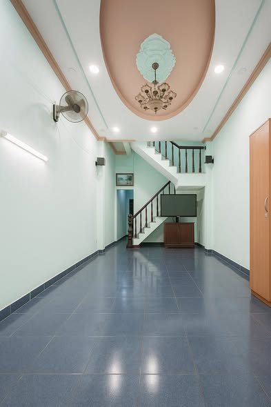 Nhà phố Tân Chánh Hiệp, Q12, 80m² giá 5.09 tỷ - Ô tô vào nhà, gần chợ và trường học!