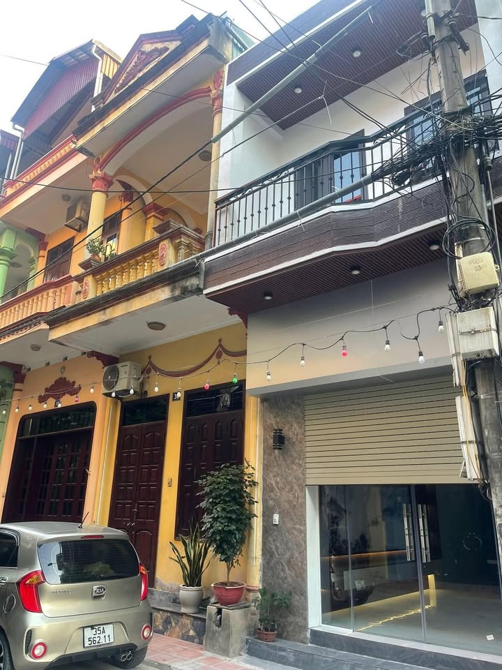 Nhà 2 tầng ngõ 161 Nguyễn Huệ 68m² giá 4 tỷ - Chính chủ bán gấp!