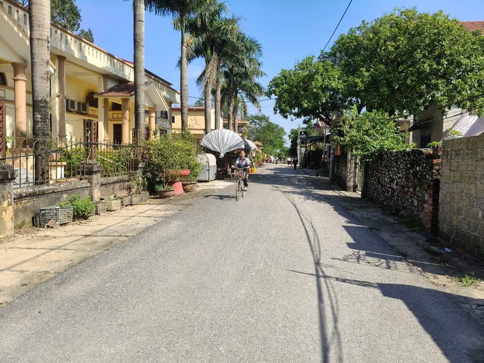 Đất nền Kim Bảng 127m² giá 1.6 tỷ - Kinh doanh thuận lợi 2 mặt tiền!