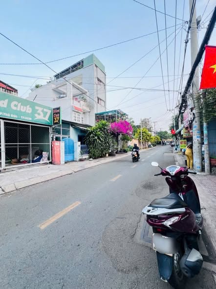 Đất mặt tiền kinh doanh Thủ Đức 180m² giá 17.5 tỷ - Cơ hội đầu tư sinh lời!