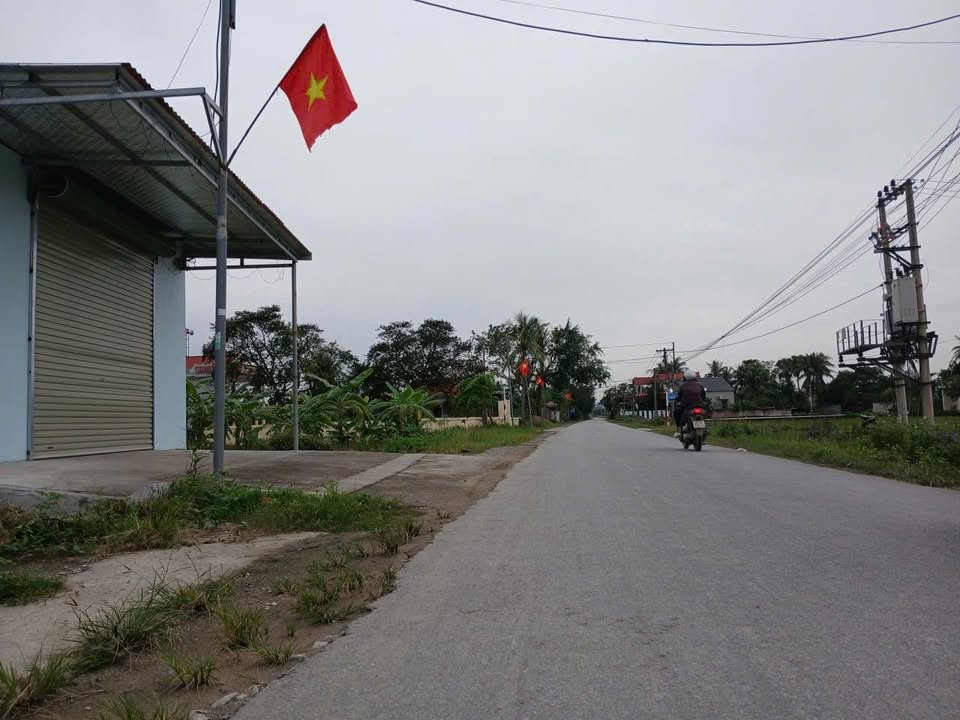 Lô đất 100m² tại xã Quảng Ninh, Thanh Hóa - Đường kinh doanh sầm uất, giá thỏa thuận!