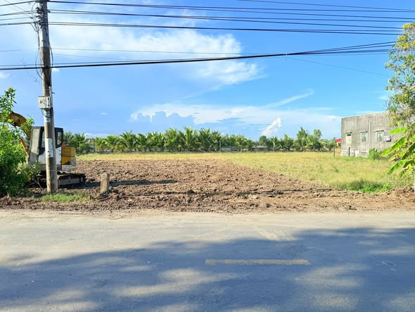 Đất thổ cư mặt tiền đường tỉnh 833, Đức Tân, 270m² giá 1.55 tỷ - Cơ hội đầu tư sinh lời!