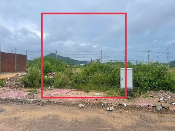 Đất nền Nhơn Phú - Quy Nhơn 100m² giá 2.7 tỷ - Đường 12m rộng rãi!