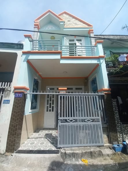 Nhà 1 lầu 1 trệt Tân Bình, Dĩ An 52m² giá 1.69 tỷ - Sổ chung chính chủ, tiện ích đầy đủ!