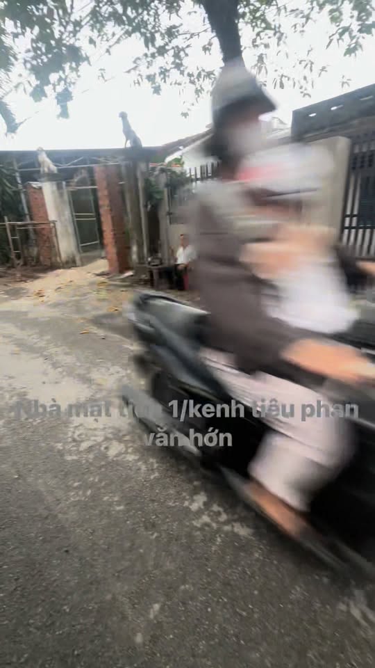 Nhà mặt tiền Kênh Phan Văn Hớn Bà Điểm Hóc Môn 167m² giá 4.55 tỷ - Đầu tư sinh lời tốt!