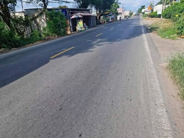 Đất mặt tiền Quốc Lộ 30 Tân Thanh 8000m² giá 17.5 tỷ - Tiềm năng đầu tư lớn!