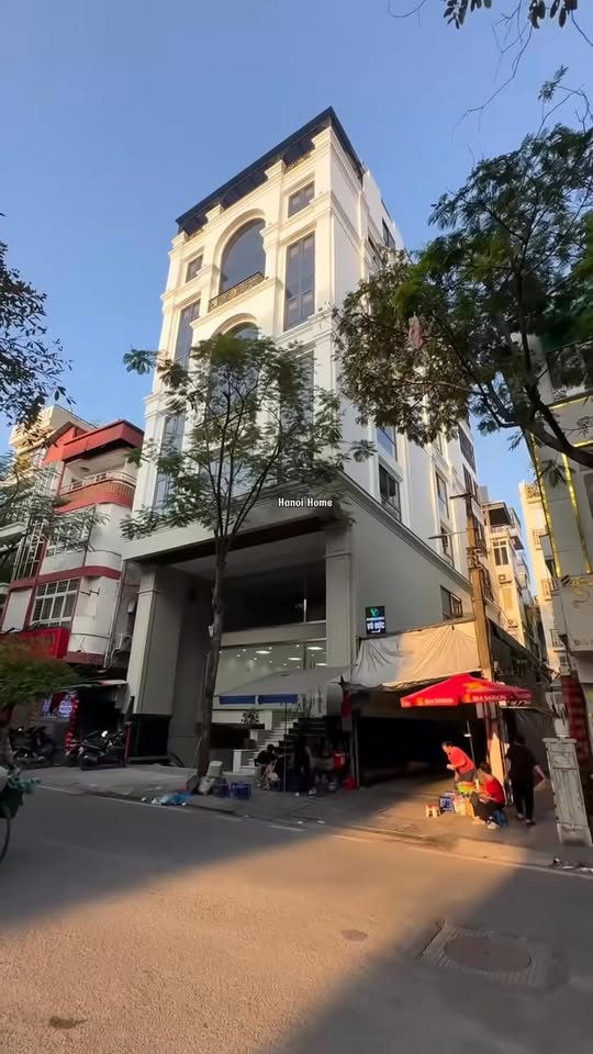 Bán nhà mặt phố Hàng Chuối, quận Hai Bà Trưng, 225m², 9 tầng - Giá 280 tỷ tuyệt vời!