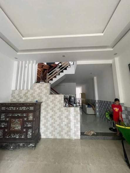 Nhà gác lửng 121m² tại Nguyễn Duy Trinh, Đà Nẵng - Gần biển Non Nước!