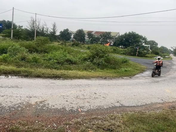 Đất nền tại Ái Tử, Triệu Phong 184m² giá chỉ 1 tỷ - Kinh doanh sầm uất!