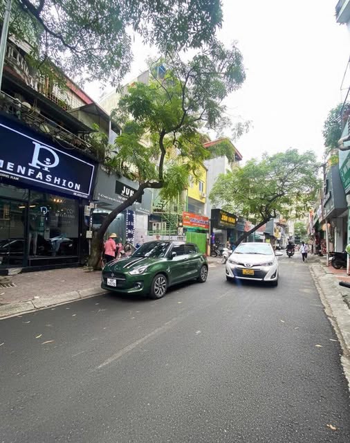 Nhà mặt phố Dương Quảng Hàm 110m² giá 40 tỷ - Kinh doanh siêu lợi nhuận!