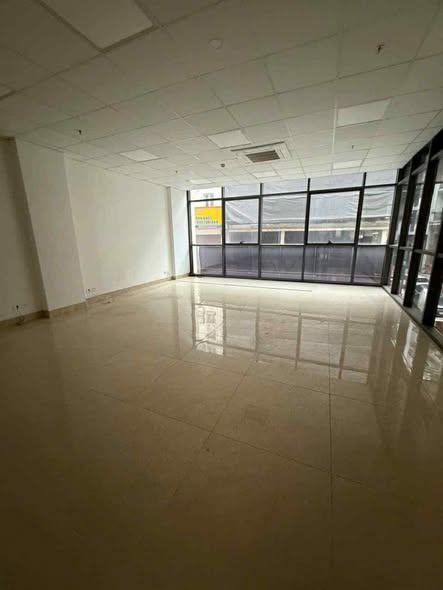 Cho thuê toà nhà văn phòng Tây Hồ 120m² giá 100 triệu - Thiết kế hiện đại, phù hợp nhiều lĩnh vực