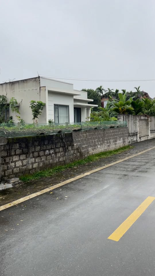 Đất thổ cư Hàng Trạm, Yên Thủy, 211m² giá 1 tỷ - Vị trí siêu hiếm, đầu tư sinh lời!