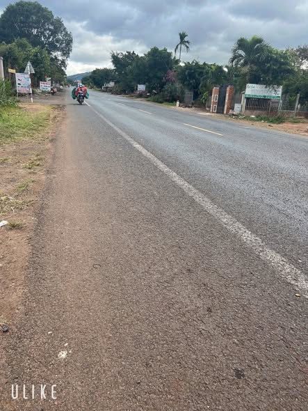 Đất nền 300m² Thôn 5, xã Eahleo, Đắk Lắk - Giá chỉ 4.2 tỷ, sổ đỏ chính chủ!