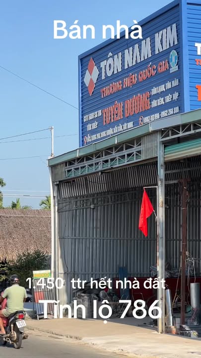 Nhà bán Bến Cầu Tây Ninh 197.5m² giá 1.45 tỷ - Vị trí đẹp, tiện lợi!