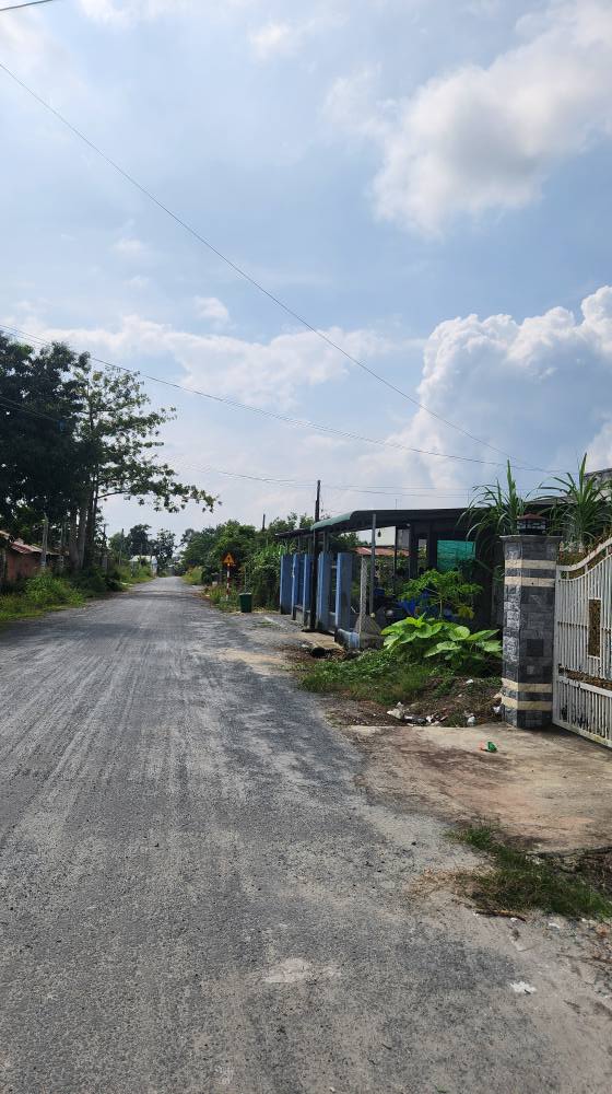 Nhà bán hẻm 26 Ngô Quyền, phường Long Hoa, 75m² - Nhà mới hoàn thiện, giá 1.05 tỷ!