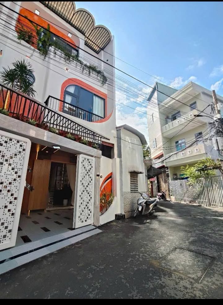 Nhà 3 tầng Dũng Sỹ, Thanh Khê 60m² - Đường ô tô vào tận sân!