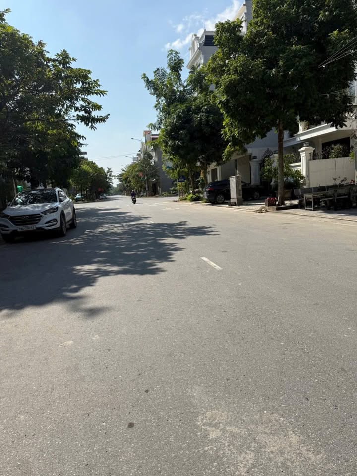 Bán đất mặt đường Nguyễn Chí Thanh, phường Thống Nhất, 72m² - Vị trí đắc địa, giá mềm!