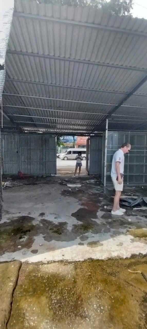 Đất mặt phố Trần Thủ Độ 210m² giá 22 triệu - Kinh doanh thuận lợi!