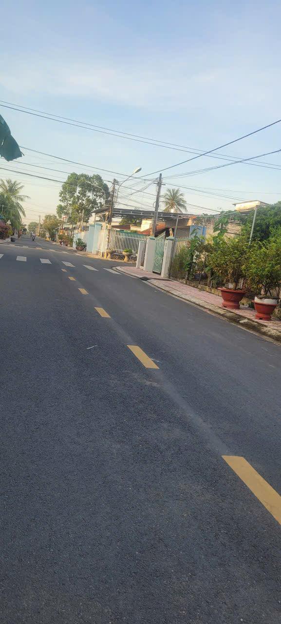 Đất thổ cư Ninh Đức, Tây Ninh 324m² giá 648 triệu - Vị trí đẹp, giao thông thuận tiện!