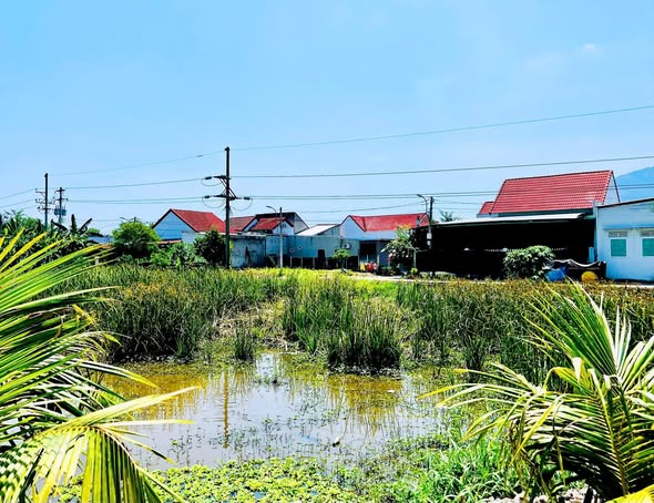 Bán lô đất góc đẹp Tái Định Cư Suối Hiệp 128,3m² giá 1,75 tỷ - Tiềm năng tăng giá cao!