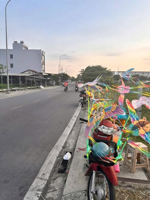 Đất mặt tiền đường T2 xã Bà Điểm Hóc Môn 700m² giá 5.8 tỷ - Cơ hội đầu tư vàng!