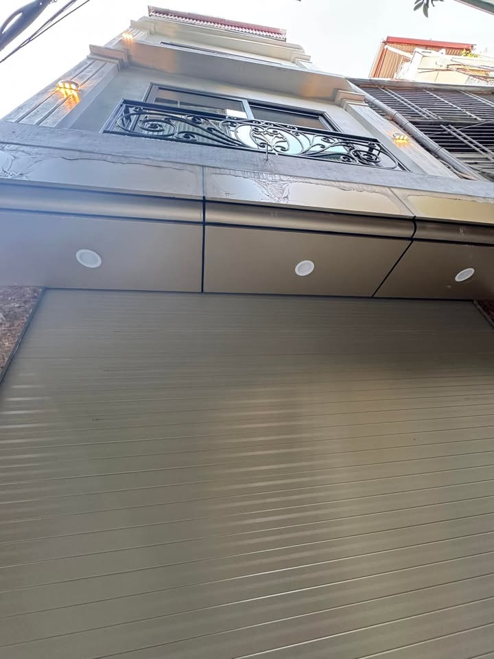 Nhà riêng Khương Thượng Đống Đa 37m² giá 9.6 tỷ - Mặt ngõ thông kinh doanh!