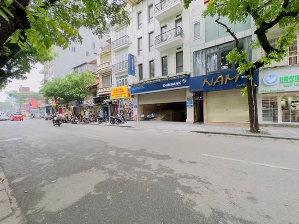 Biệt Thự FrontHouse Hai Bà Trưng 200m² giá 7 tỷ - Đầu tư sinh lời không thể bỏ qua!