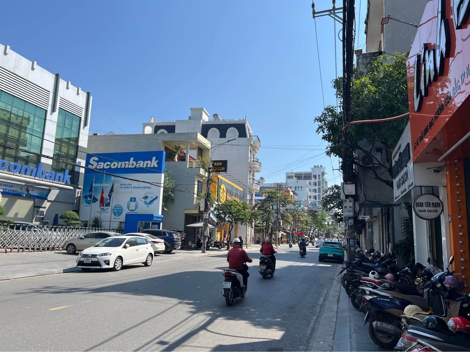 Bán nhà mặt đường Trần Hưng Đạo, Nam Định 60m² - Kinh doanh sầm uất!