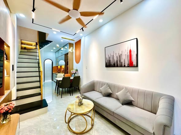 Nhà đẹp Trần Khắc Chân, Cầu Kiệu, 30m² giá 4 tỷ - Full nội thất cao cấp!