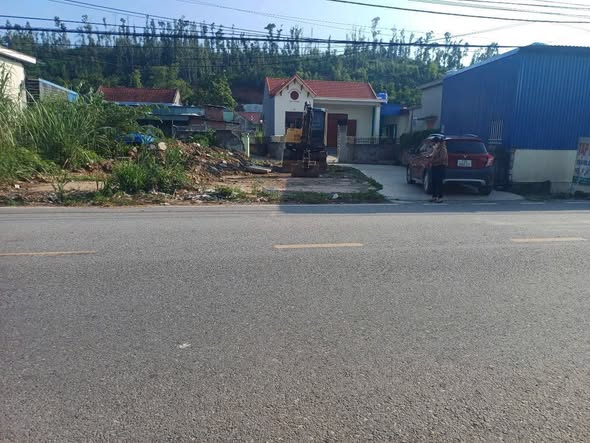 Đất mặt tiền đường trục chính Lưu Kiếm 80m² giá 1.xxx tỷ - Kinh doanh thuận lợi!